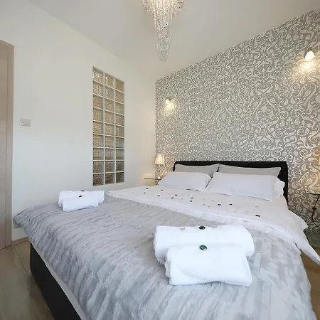 Top Apartments Zadar アパート *